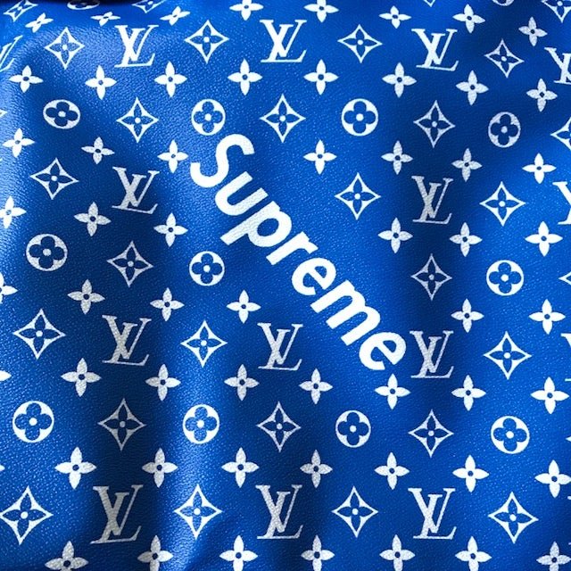 Download Get ready to stand out with Louis Vuitton Blue! Wallpaper